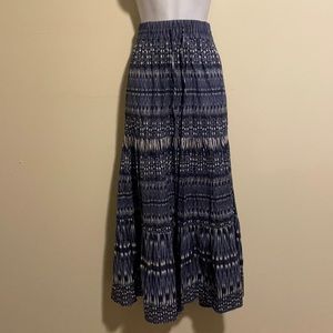 Mudd woman long skirts size L